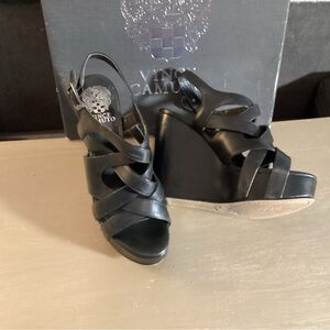 Vince Camuto Platform